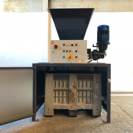 Broyeur de carton pour fabrication de calages chips industriel - TB500 Broyeur de carton pour fabrication de calages chips industriel - TB500